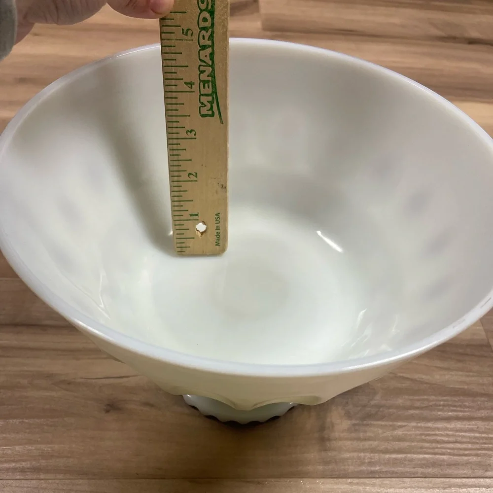 Large Vintage White Centerpiece Milk Glass Footed Bowl Thumbprint Design - Picture 4 of 6